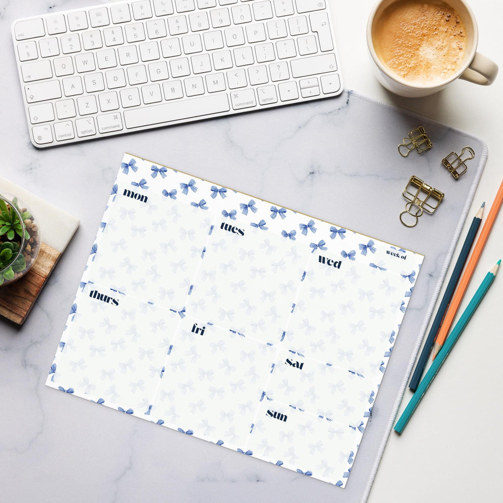 Blue and White Bows Undated Weekly Planner Notepad